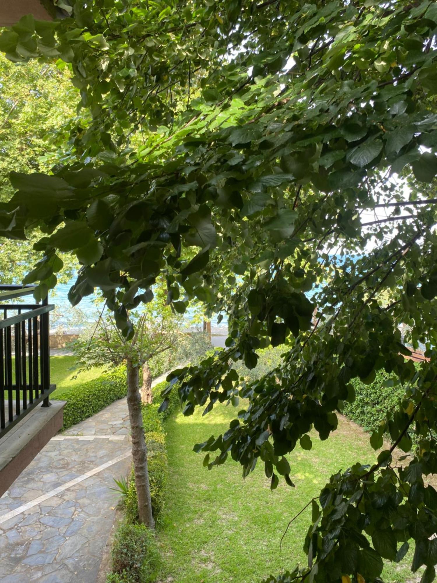 Paparizou Apartments Коккінон-Нерон Екстер'єр фото